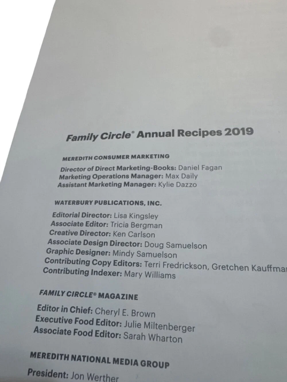 Family Circle Annual Recipes Cookbook 2019 Hardcover Mouthwatering Dishes Color